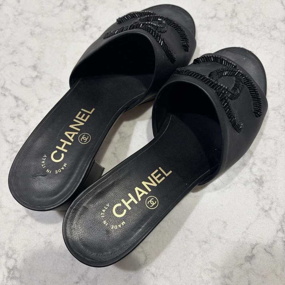 Chanel‎ Black Leather Beaded CC Logo Block Heel Mule Sandals 36.5 Made in Italy